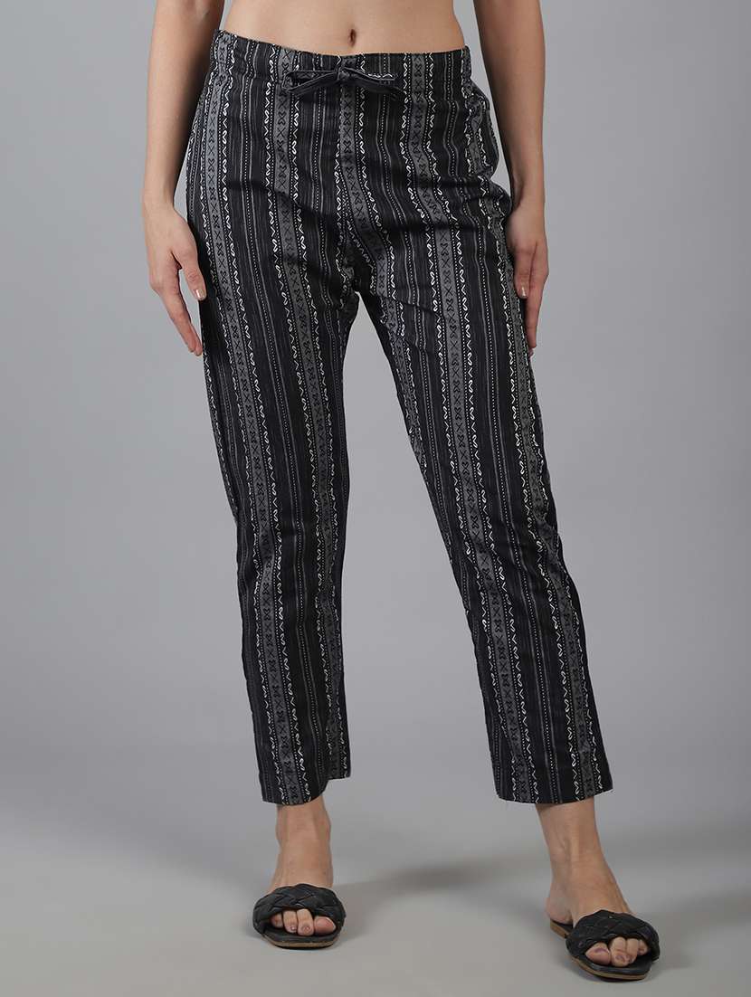 women printed mid rise straight trouser - 22035581 - Zoom Image - 0