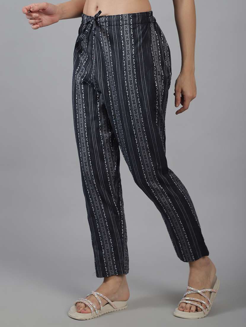 women printed mid rise straight trouser - 22035583 - Standard Image - 2