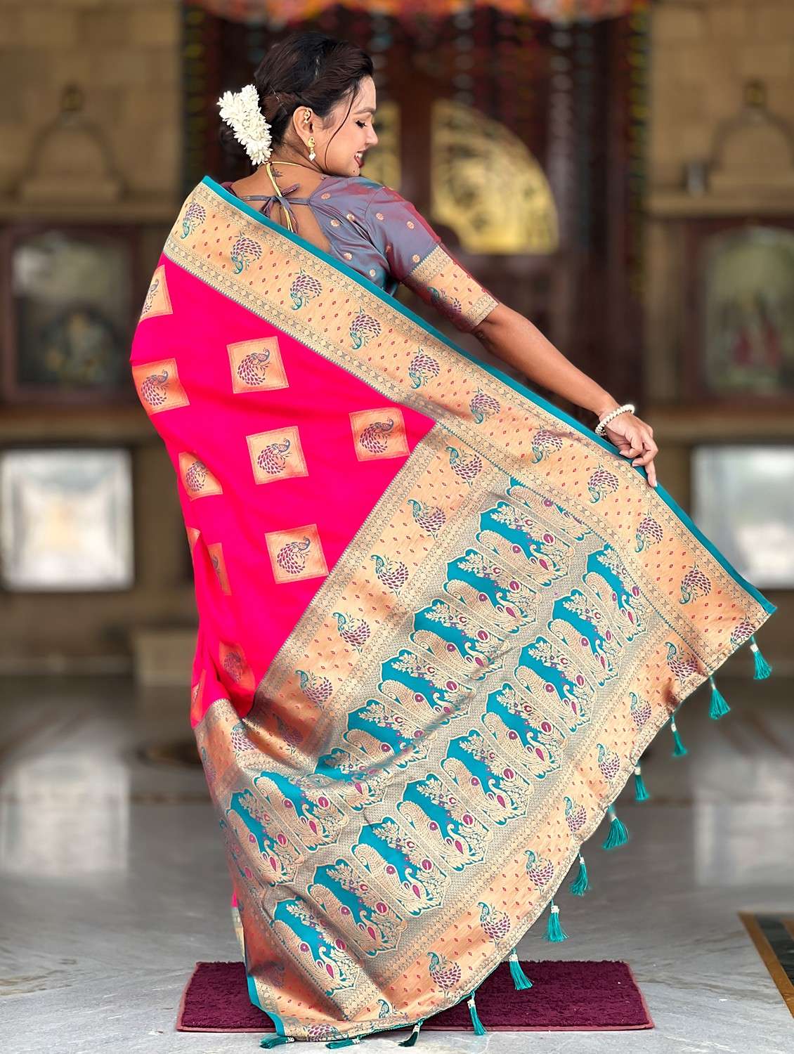 women self design banarasi saree with blouse - 22036578 - Standard Image - 2