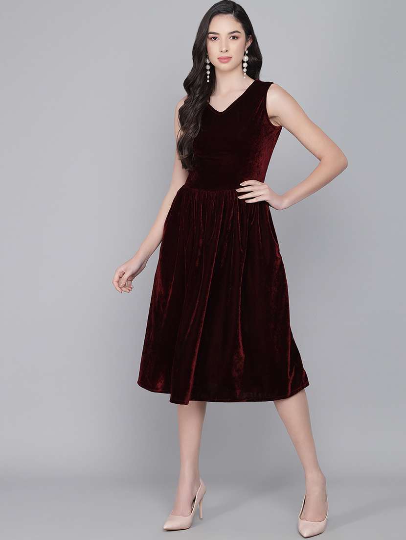 women solid sleeveless velvet fit & flare dress - 22036909 -  Standard Image - 2