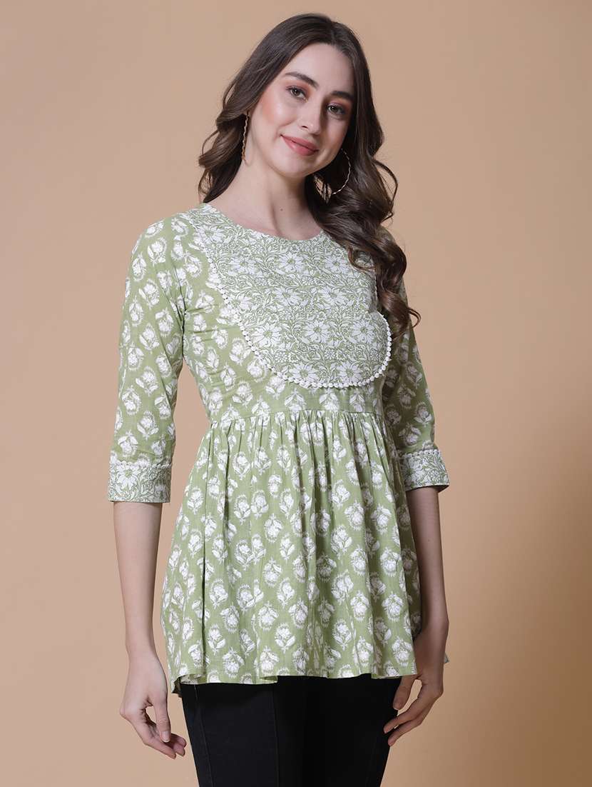women printed three quarter sleeve flared kurti - 22037001 - Standard Image - 2