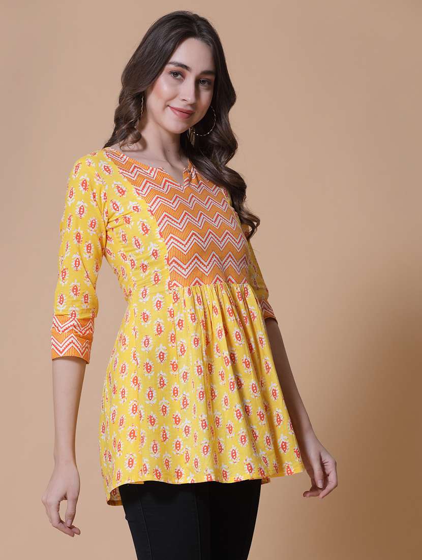 women printed three quarter sleeve flared kurti - 22037002 - Standard Image - 2