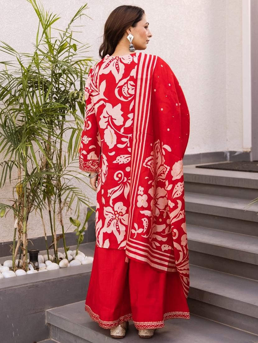women printed kurta and sharara with dupatta - 22037008 - Standard Image - 2