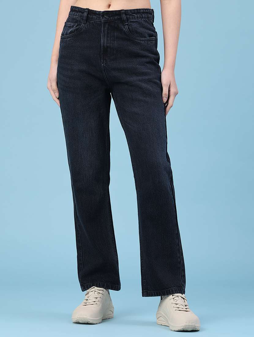 women solid mid rise bootcut jeans