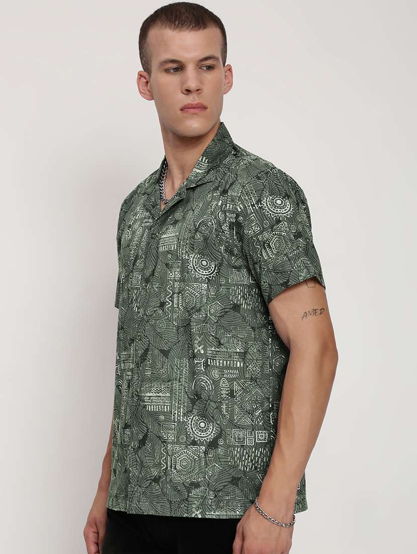 men printed short sleeve regular fit casual shirt - 22037884 -  Standard Image - 2