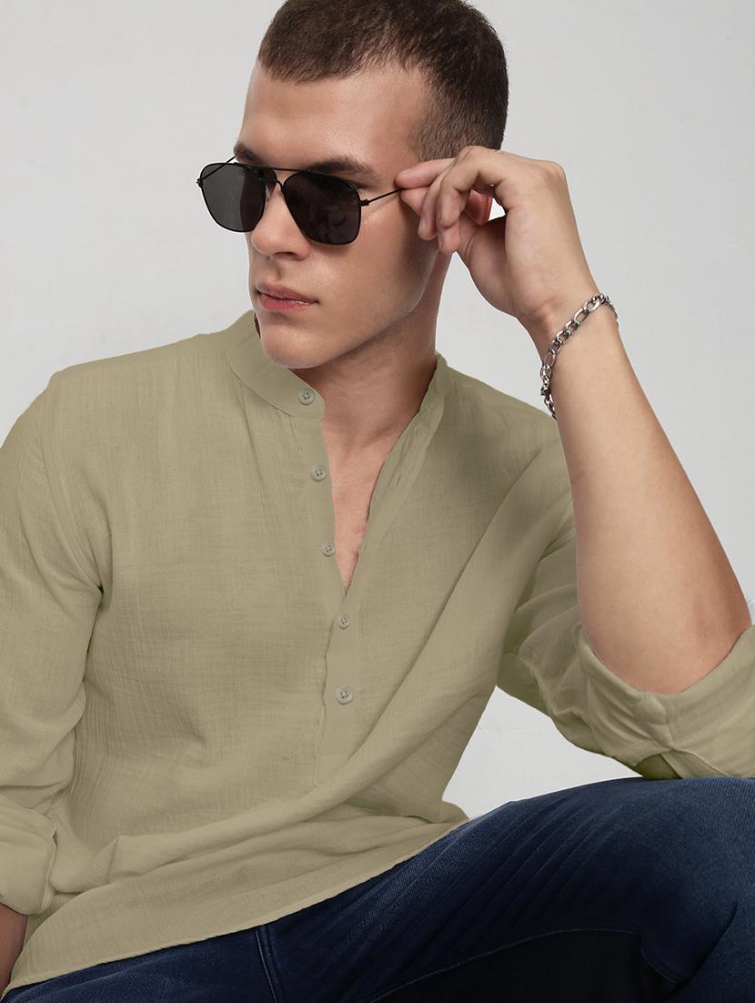 men solid mandarin neck long sleeve short kurta - 22037895 - Zoom Image - 0