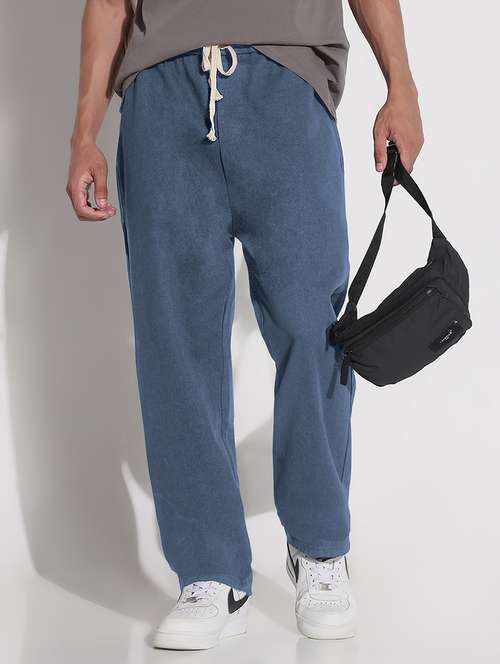 men solid mid rise straight fit jean - 22037909 -  Standard Image - 0