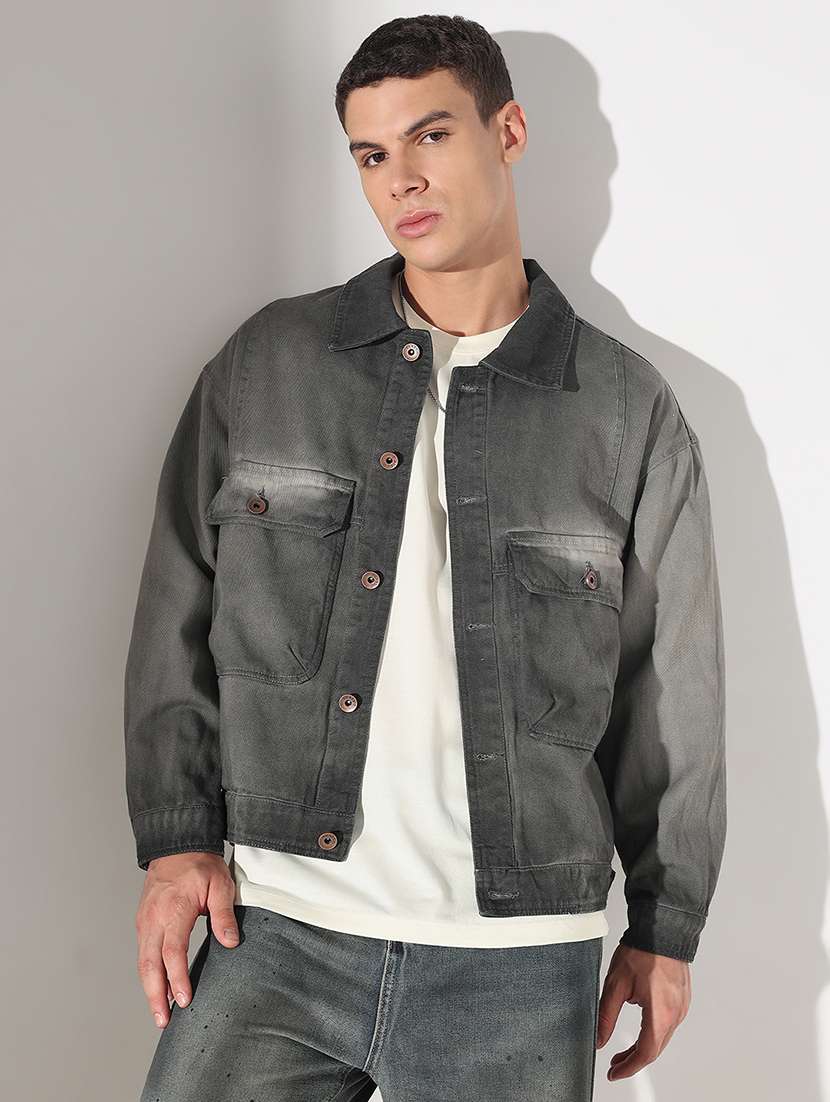 men washed collared long sleeve denim jacket