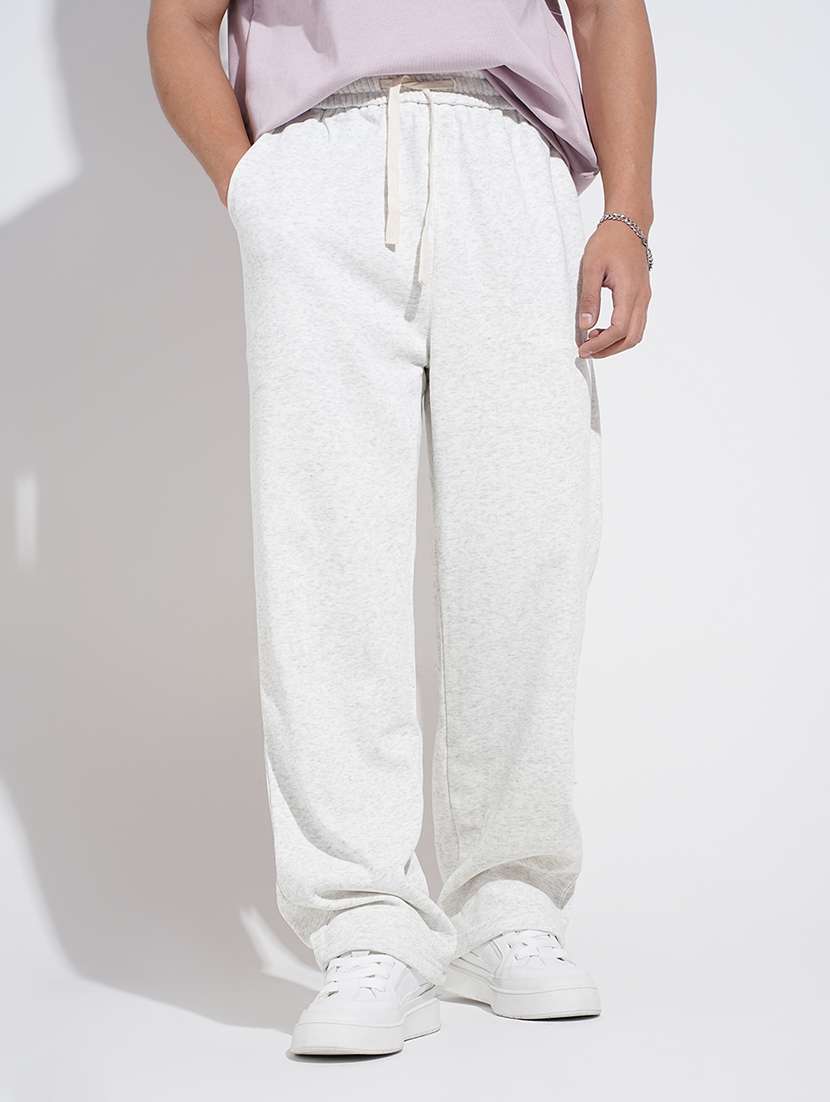 men solid mid rise loose fit track pant