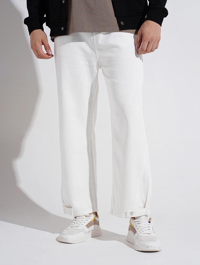men solid mid rise straight fit chinos - 22038064 - Zoom Image - 0