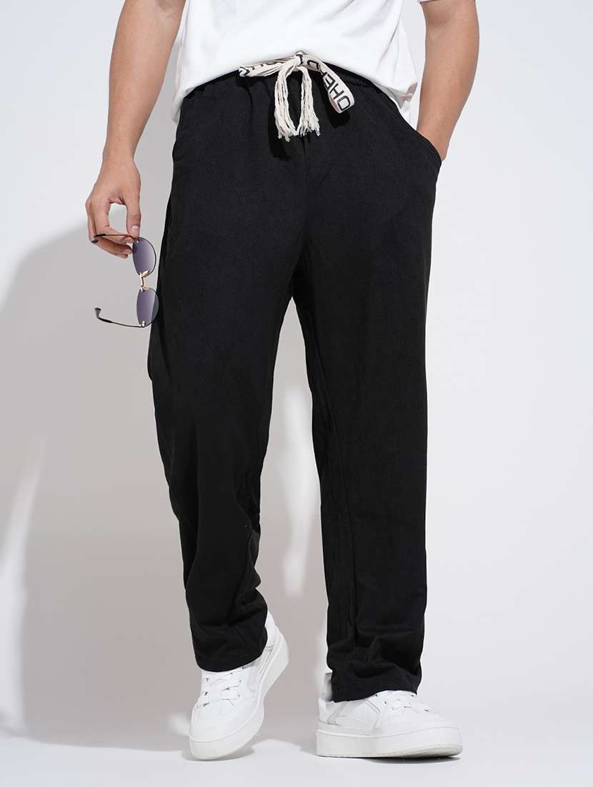 men black solid mid rise relaxed fit trouser
