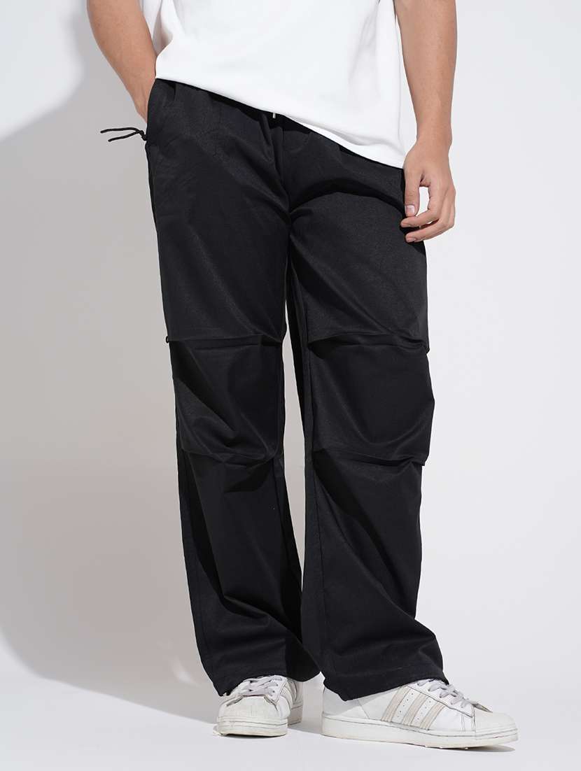 men black solid mid rise relaxed fit trouser