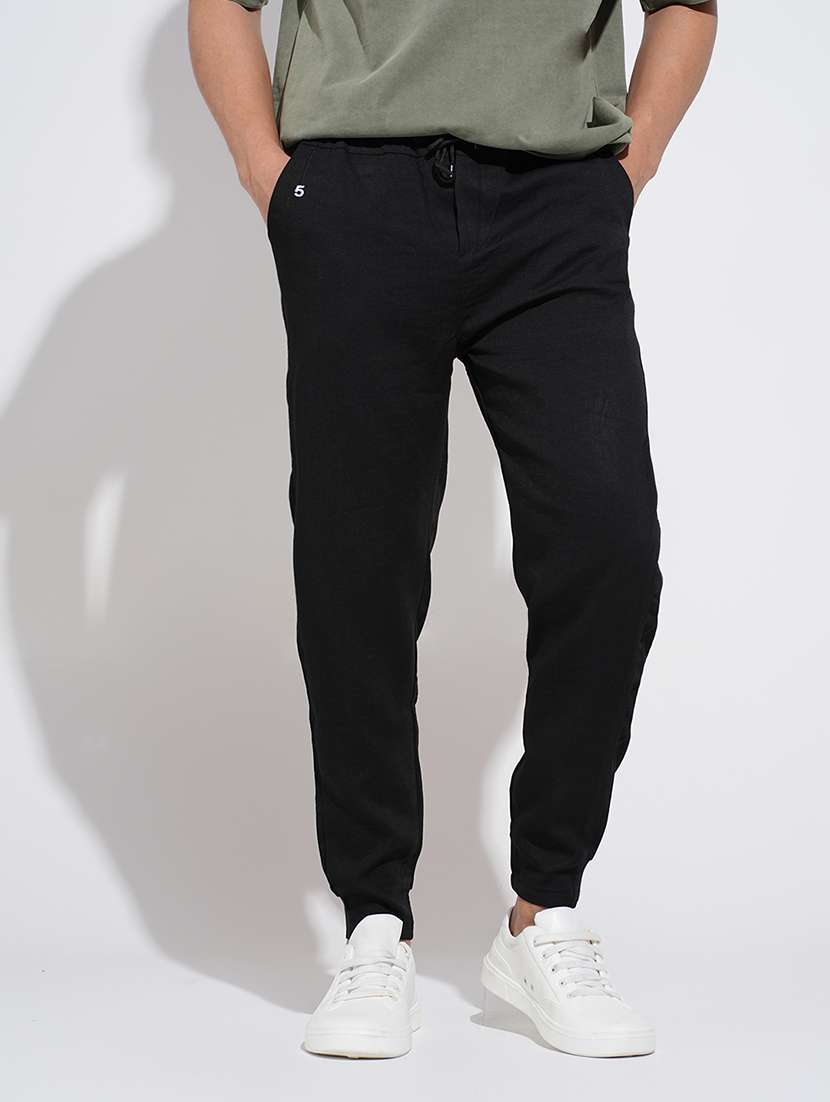 men black solid mid rise regular fit jogger