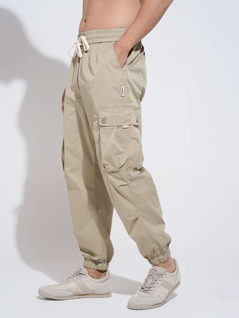 men solid low rise relaxed fit jogger - 22038088 -  Standard Image - 2