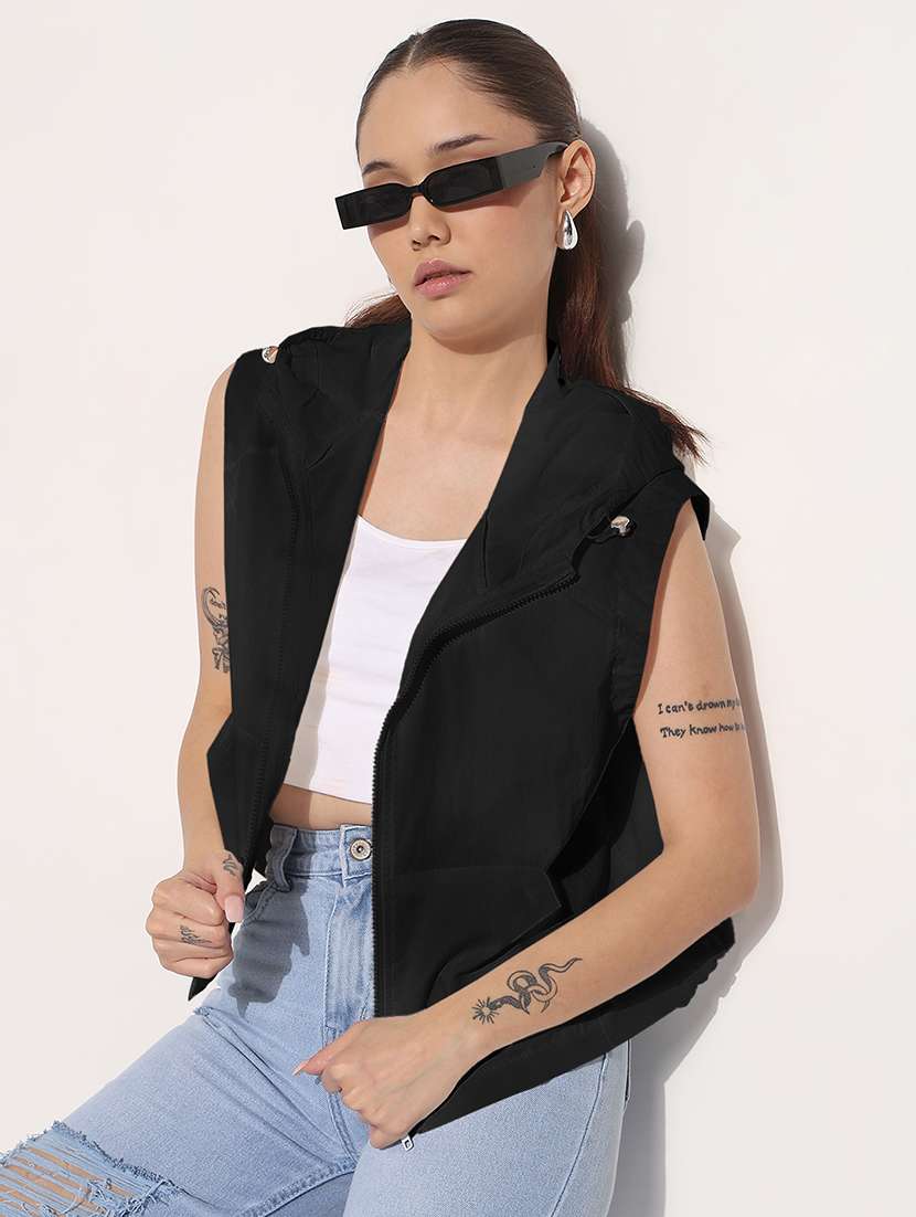 women solid sleeveless hooded windcheter jacket - 22038251 - Zoom Image - 0