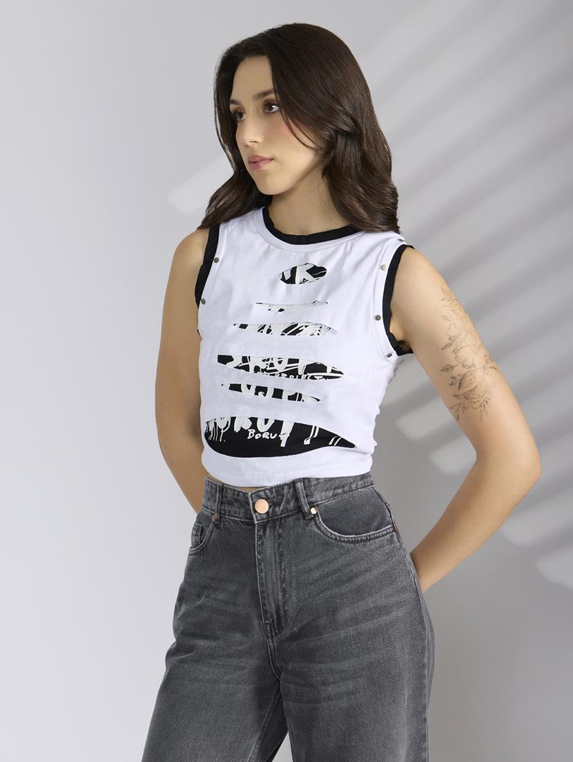 women printed sleeveless crop tank top - 22038288 - Standard Image - 2