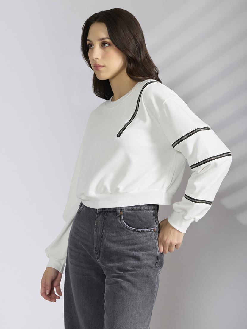 women white solid long sleeve pullover - 22038346 - Standard Image - 2