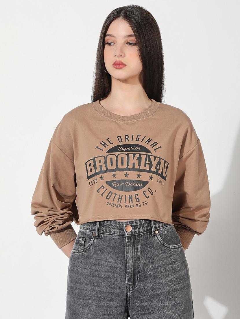 women printed long sleeve cropped pullover - 22038348 - Standard Image - 2