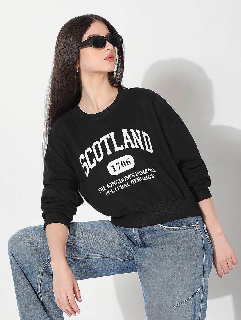 women printed long sleeve cropped pullover - 22038349 - Zoom Image - 0