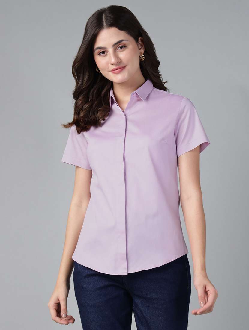 women solid collared short sleeve shirt