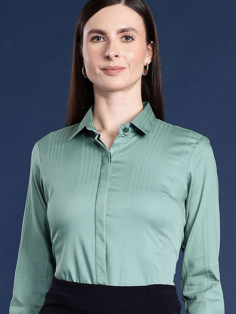 women solid collared long sleeve shirt