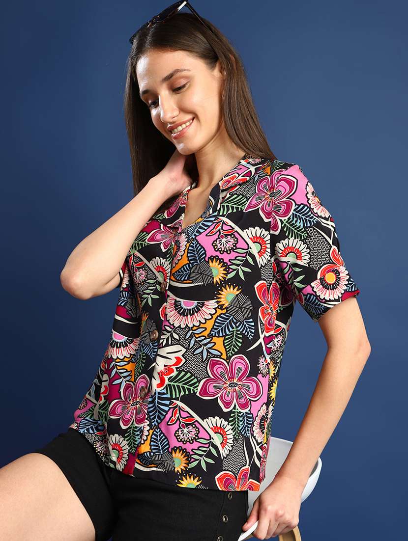 women printed collared short sleeves shirt