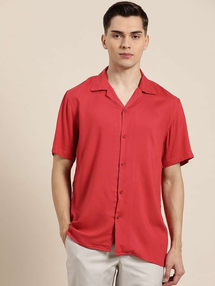 men solid cuban collared short sleeve loose fit shirt