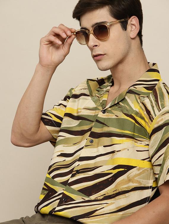 men printed cuban collared short sleeve loose fit shirt - 22038945 - Zoom Image - 0