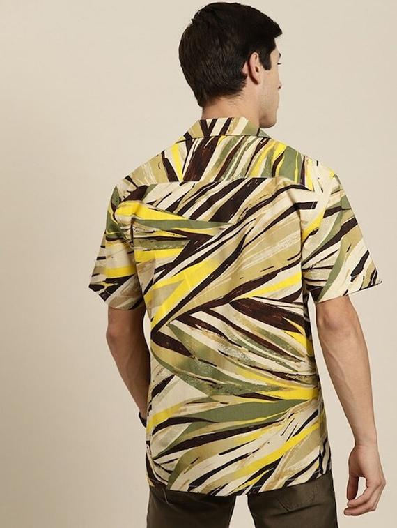 men printed cuban collared short sleeve loose fit shirt - 22038945 - Standard Image - 2