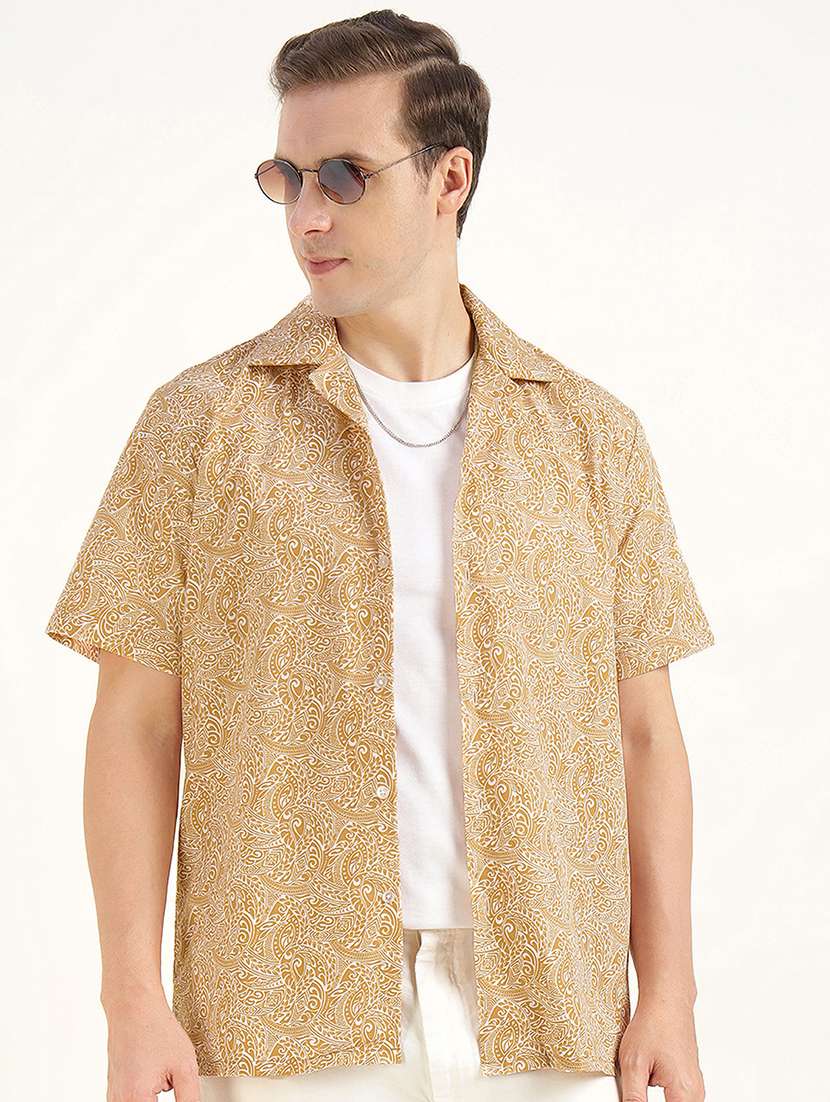 men printed cuban collared short sleeve shirt