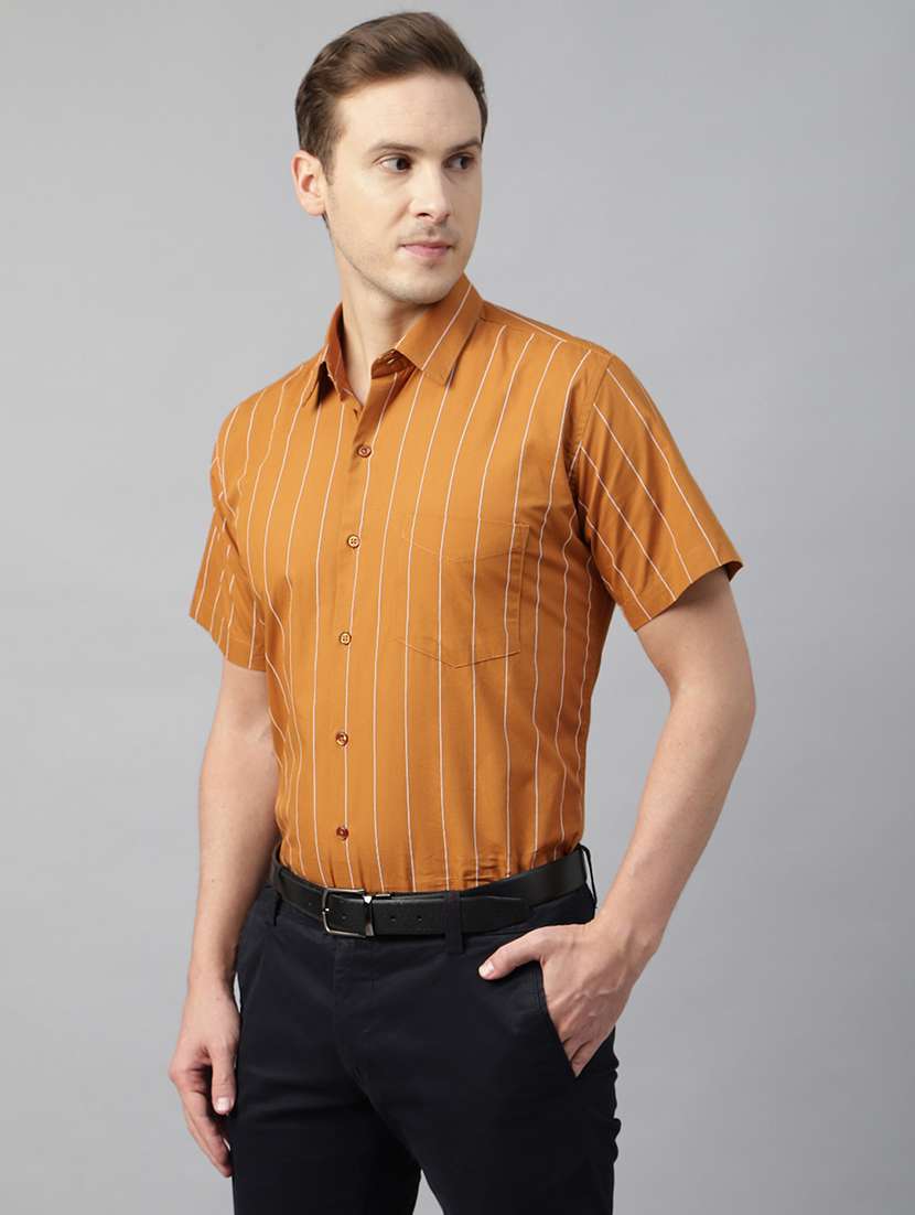 men striped collared short sleeve shirt - 22039465 -  Standard Image - 2