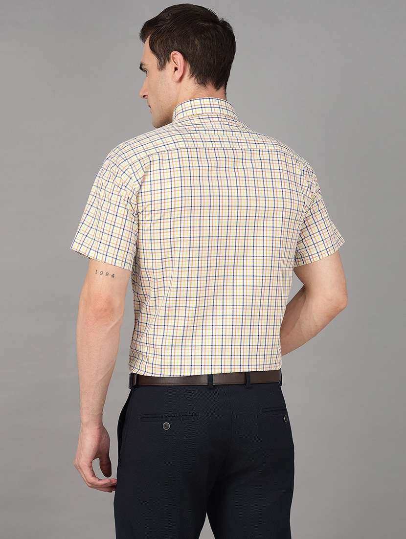 men checkered collared short sleeve shirt - 22039636 -  Standard Image - 2