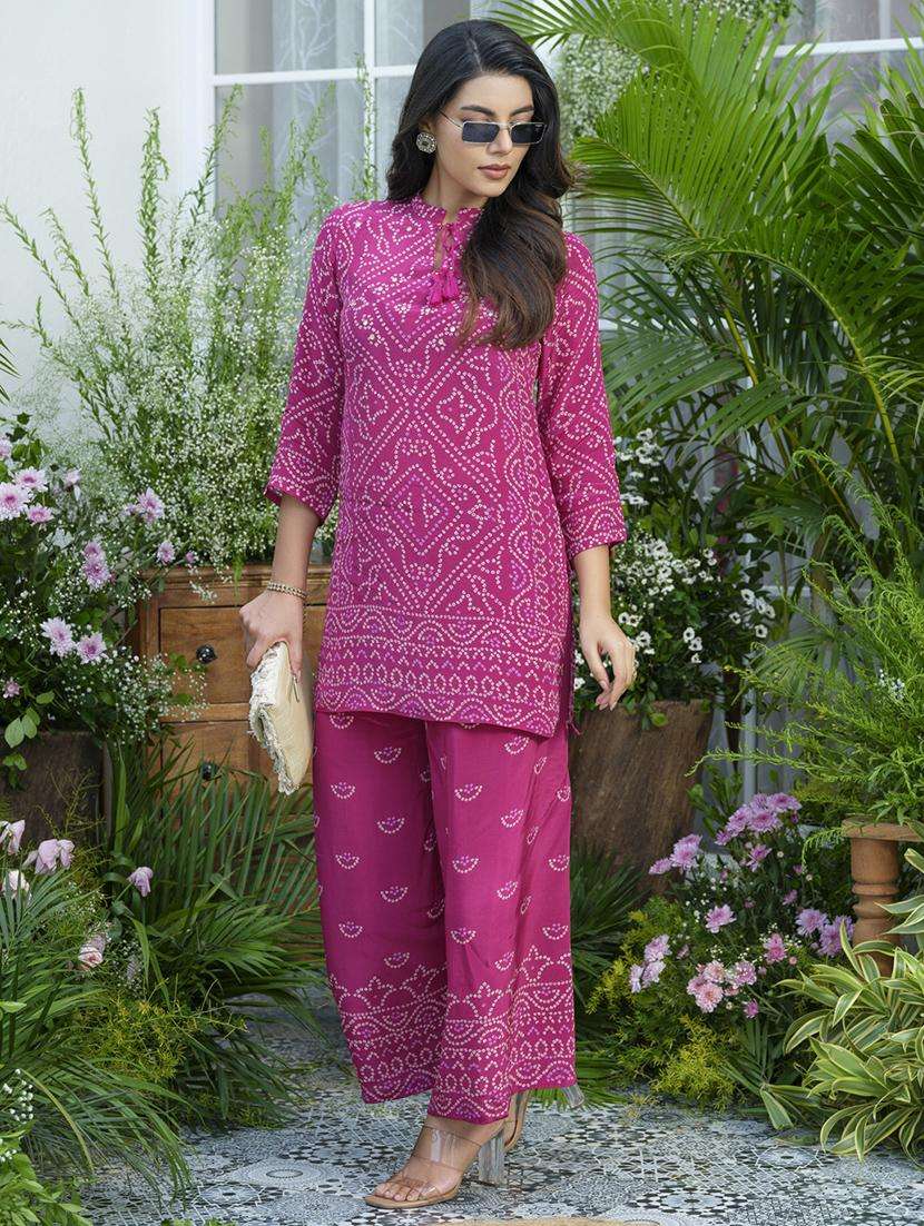 women bandhani print three quarter sleeve ethnic co-ord set - 22039730 -  Standard Image - 2