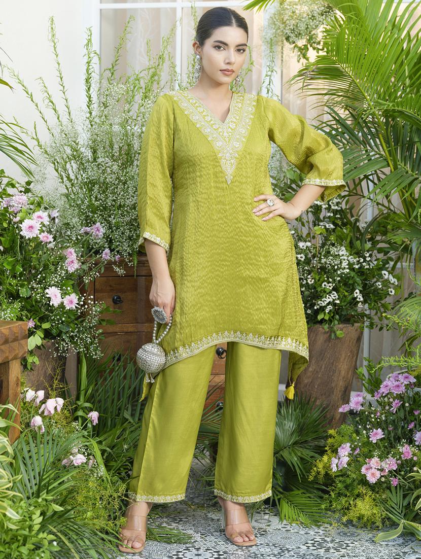 women embroidered three quarter sleeve ethnic co-ord set - 22039743 - Standard Image - 2