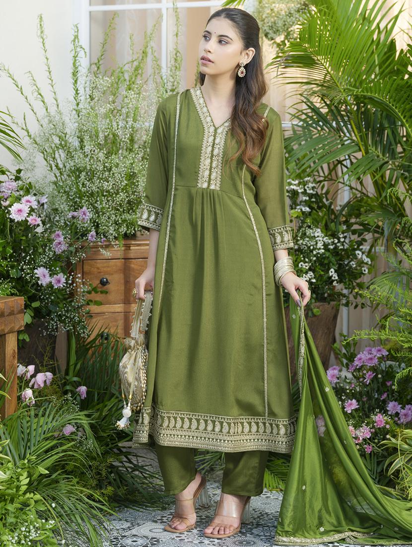 women embroidered kurta and pant with dupatta set - 22039769 - Standard Image - 2