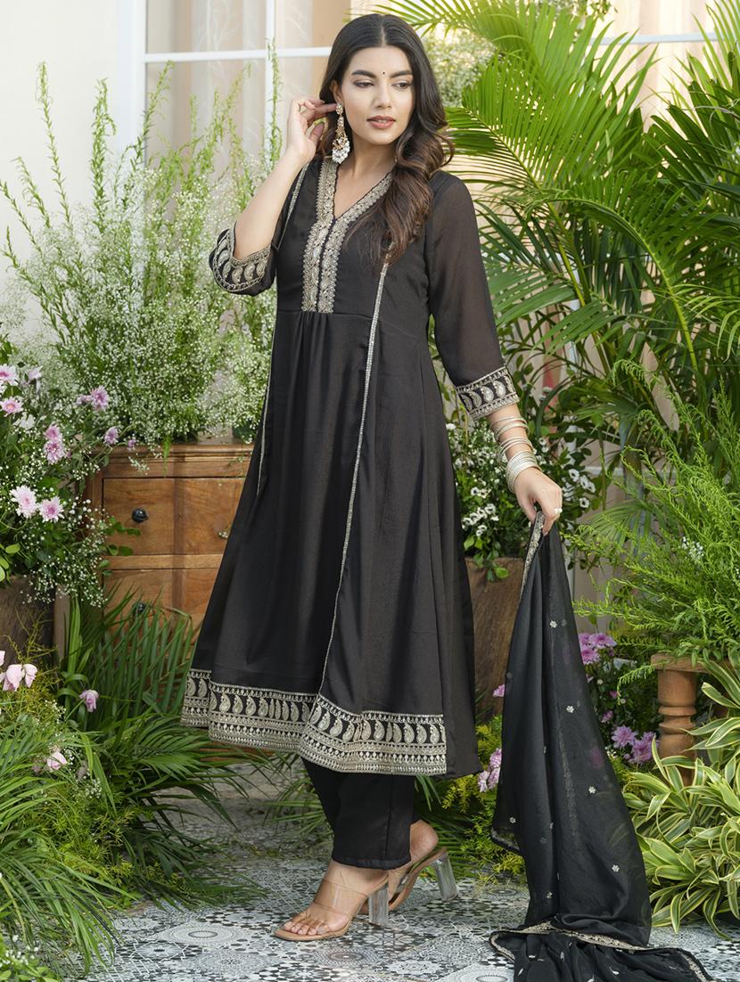women embroidered kurta and pant with dupatta set - 22039772 - Standard Image - 2