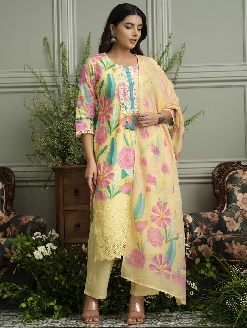 women printed kurta and pant with dupatta set - 22039773 - Standard Image - 2