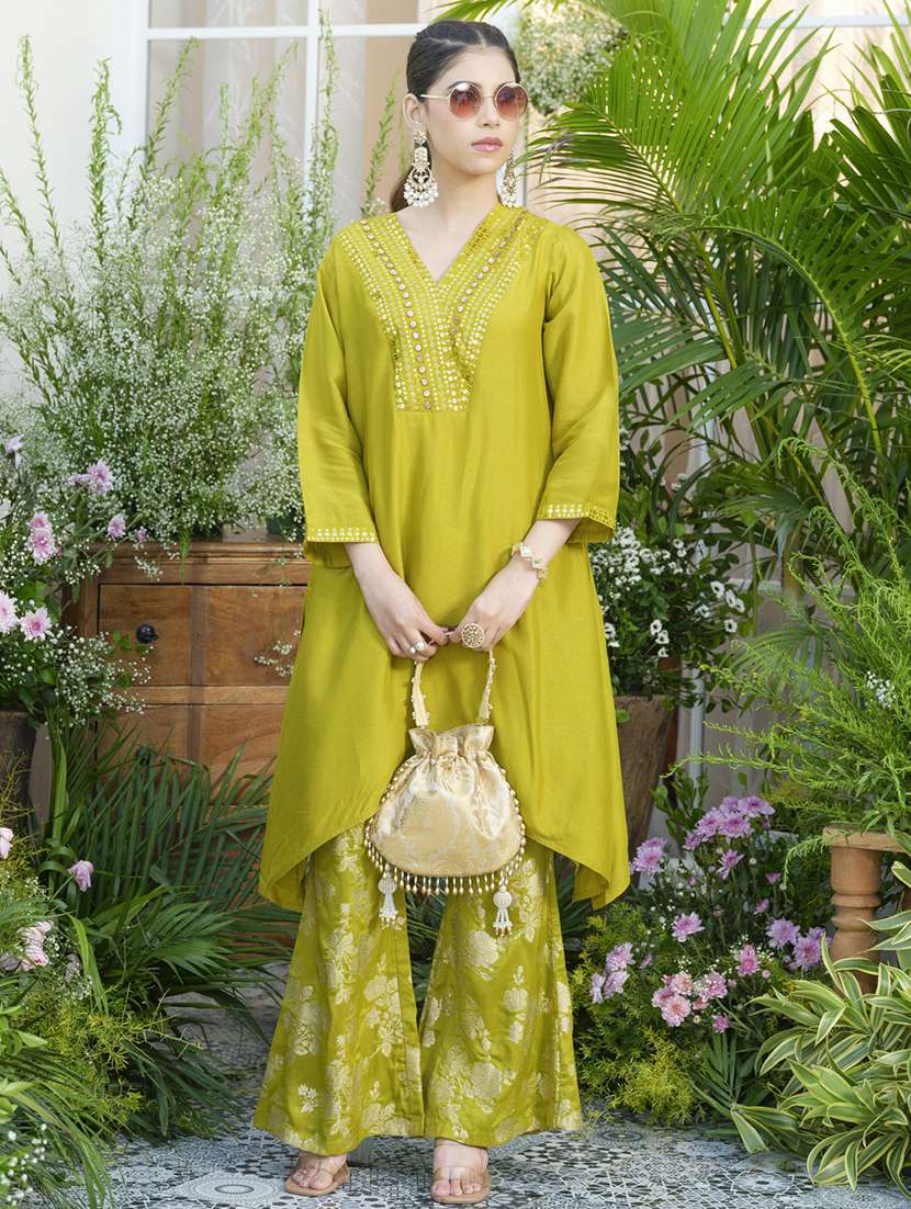 women embroidered three quarter sleeve ethnic co-ord set