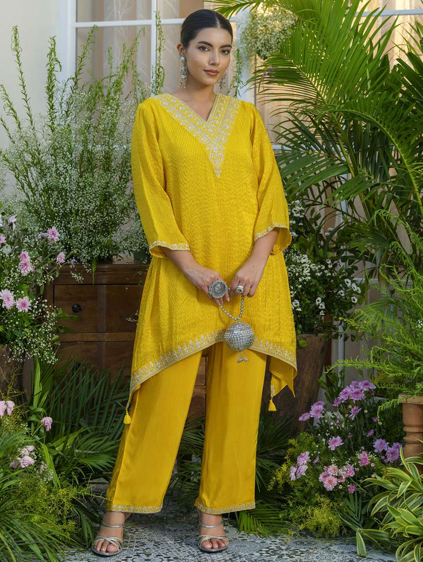 women embroidered three quarter sleeve ethnic co-ord set