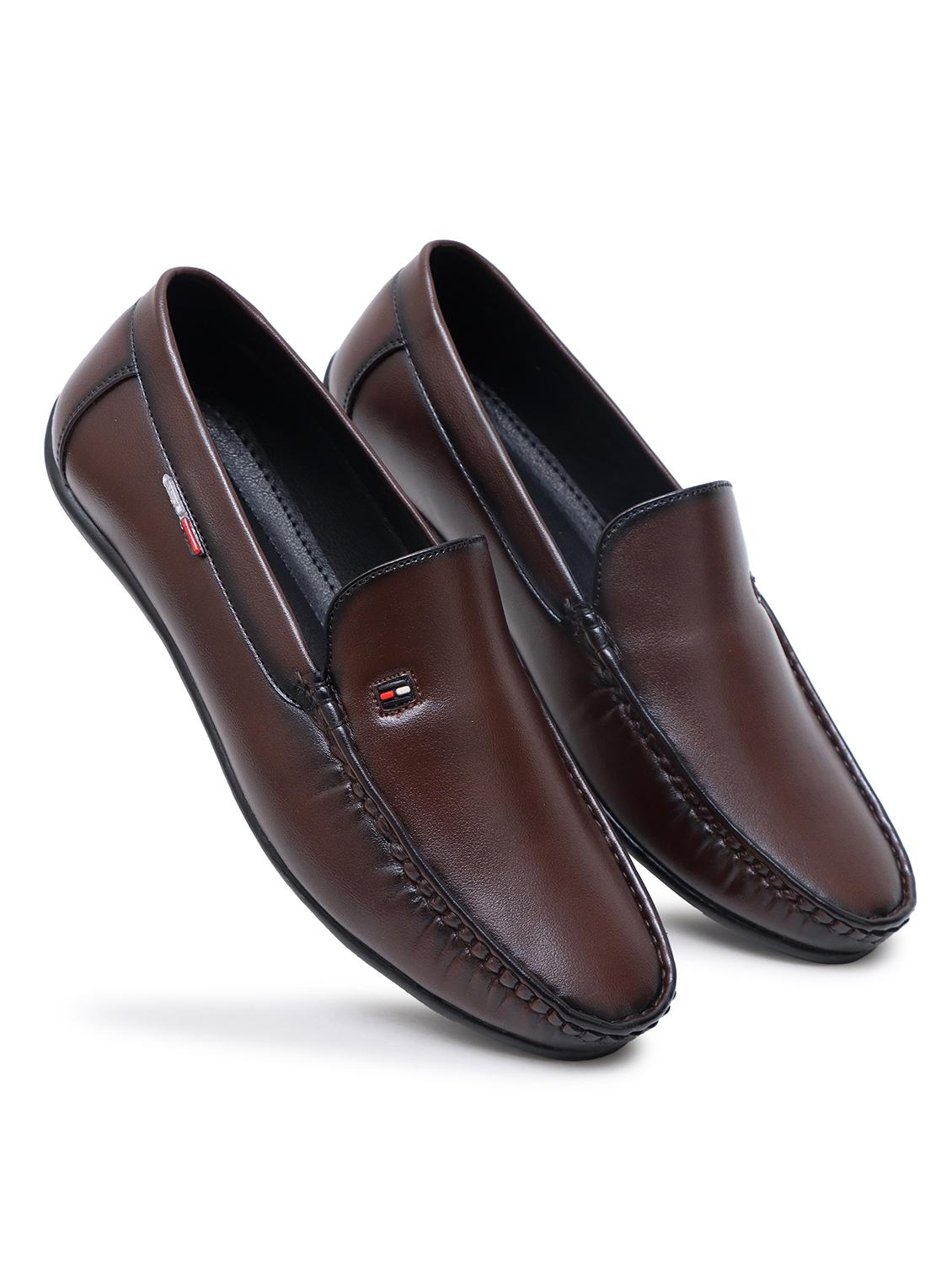men solid brown slip on loafer - 22039796 - Standard Image - 2