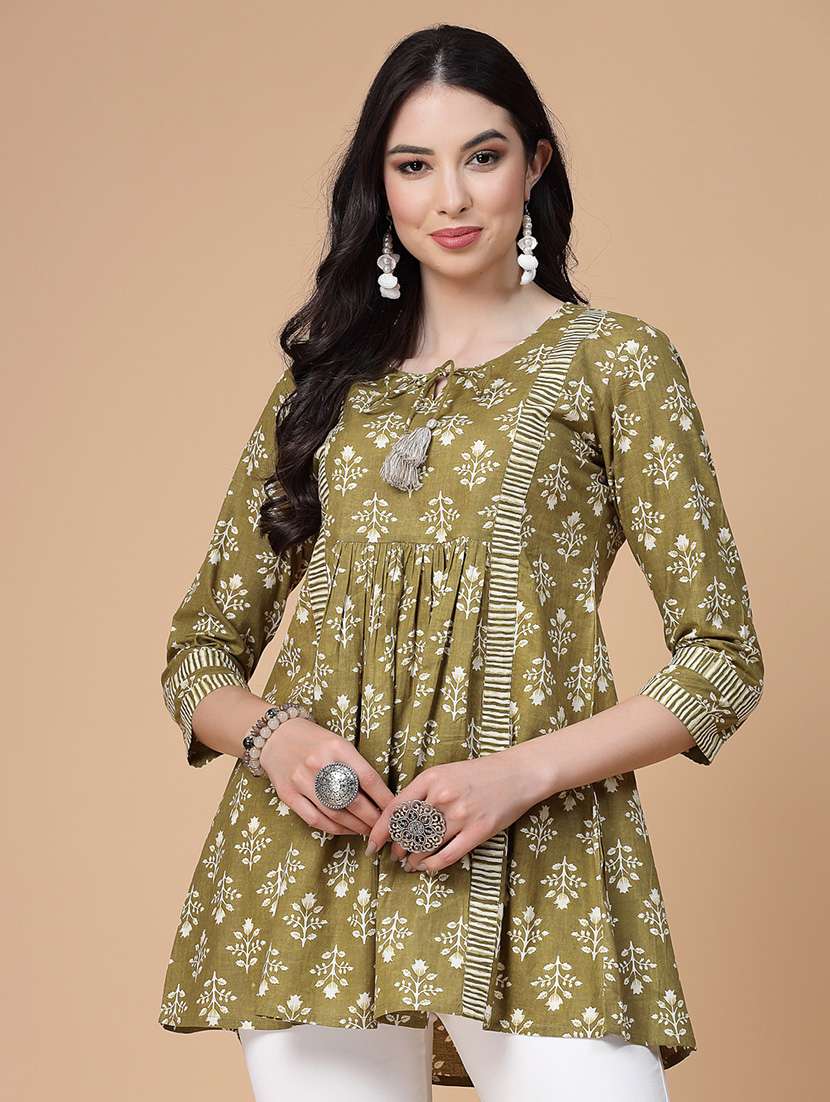 women printed three quarter sleeve flared kurti - 22039814 - Standard Image - 2