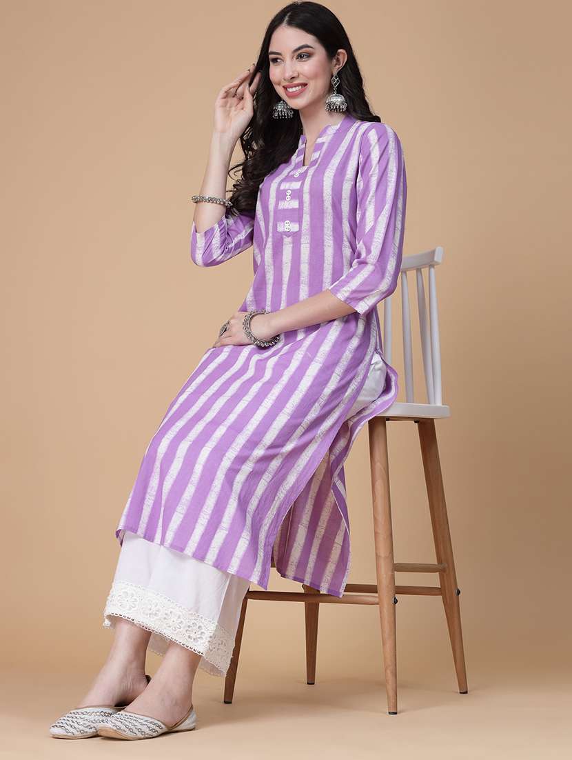 women printed three quarter sleeve straight kurta