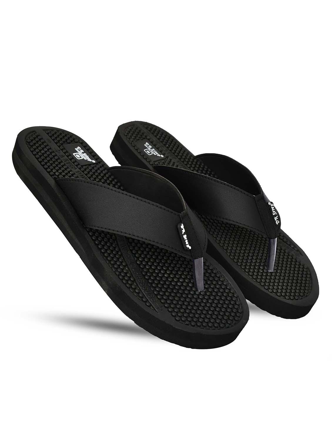 men black solid toe separator slipper - 22040989 - Standard Image - 2