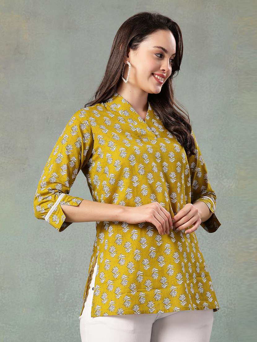 women printed three quarter sleeve straight kurti - 22041027 - Standard Image - 2