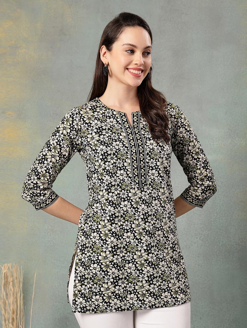 women printed three quarter sleeve straight kurti - 22041033 - Standard Image - 2