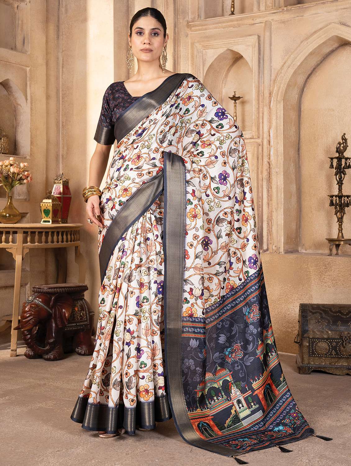 women printed casual wear saree with blouse