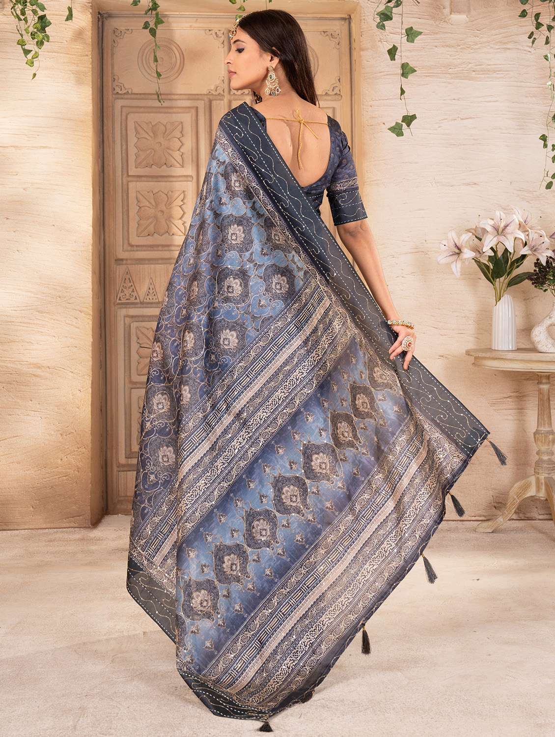 women printed casual wear saree with blouse - 22041078 -  Standard Image - 2
