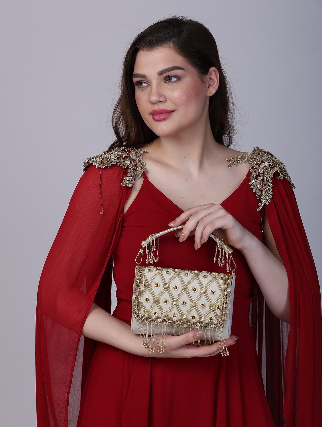 women embellished clutche - 22041190 - Standard Image - 2