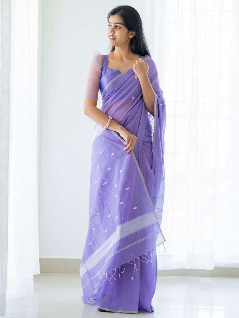 women self design handloom saree with blouse - 22041489 -  Standard Image - 2