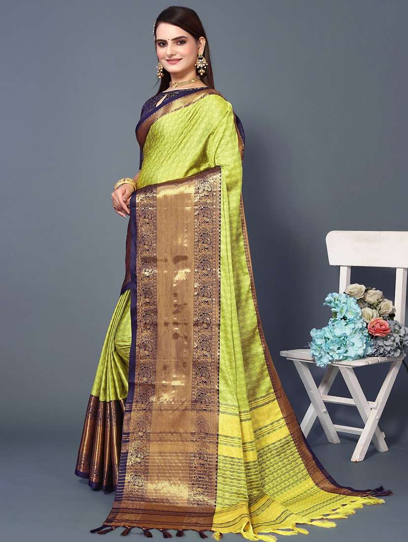 women self design bordered saree with blouse - 22041524 - Standard Image - 2
